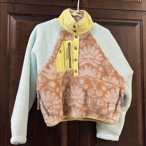 Free people movement hit the slopes printed fleece pullover size XS - Picture 3 of 6